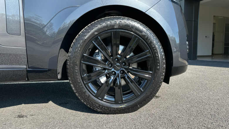 Land Rover Range Rover 3.0 D350 HSE 4dr Auto Diesel Estate